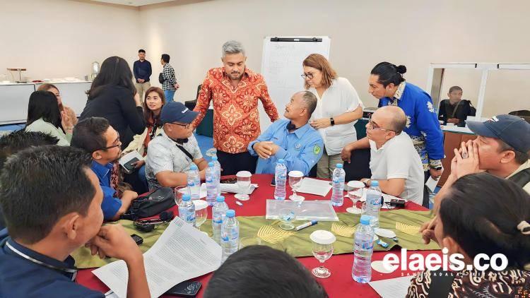 Petani Swadaya Binaan WEI dan Unilever Perkuat Jaringan Internasional di Acara RSPO