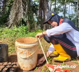 Yesica; Bakal Mandor Cantik Astra Agro
