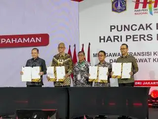 Saat di Ancol, GAPKI dan PWI Lakukan Ini di Hadapan Presiden Jokowi