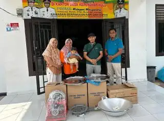 Dukung Pengembangan Ekonomi Warga, PT EDI Salurkan Bantuan Peralatan UMKM