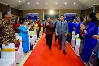 Rayakan Natal, Karyawan PTPN IV Regional III Diajak Berkontribusi Lebih Besar
