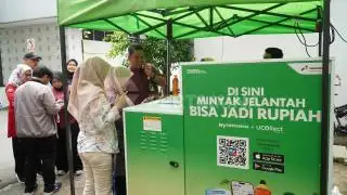 Jual Minyak Jelantah di Vending Machine, Warga Kelurahan Gunung Dapat Saldo Digital + Minyak Goreng