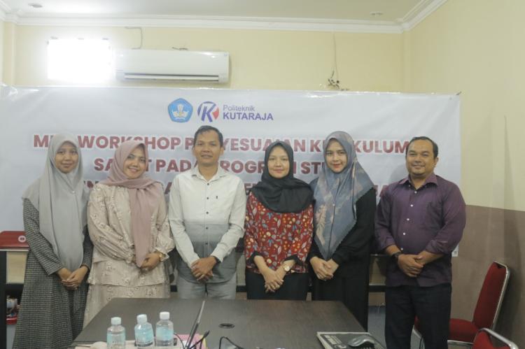 Politeknik Kutaraja Sesuaikan Kurikulum dengan Kebutuhan Industri Sawit