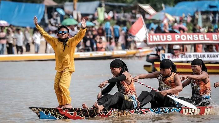 PTPN IV PalmCo Turut Meriahkan Pacu Jalur 'Aura Farming' Kuansing