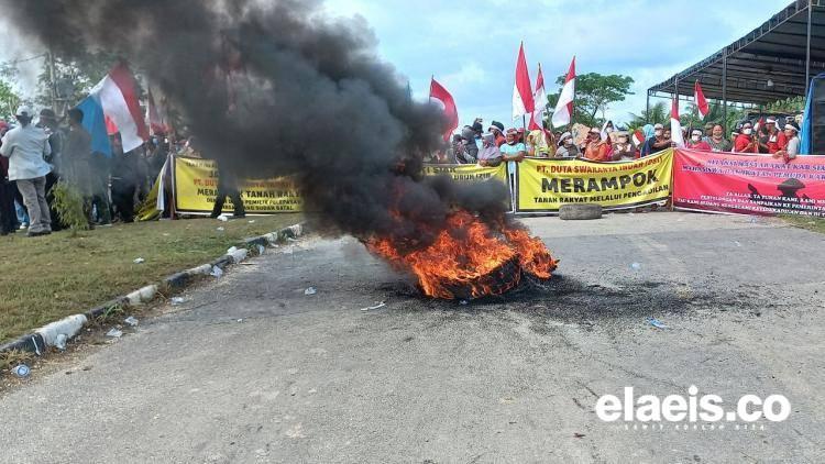 Menyoal Konflik Lahan di Siak: Review Perizinan Mendesak!