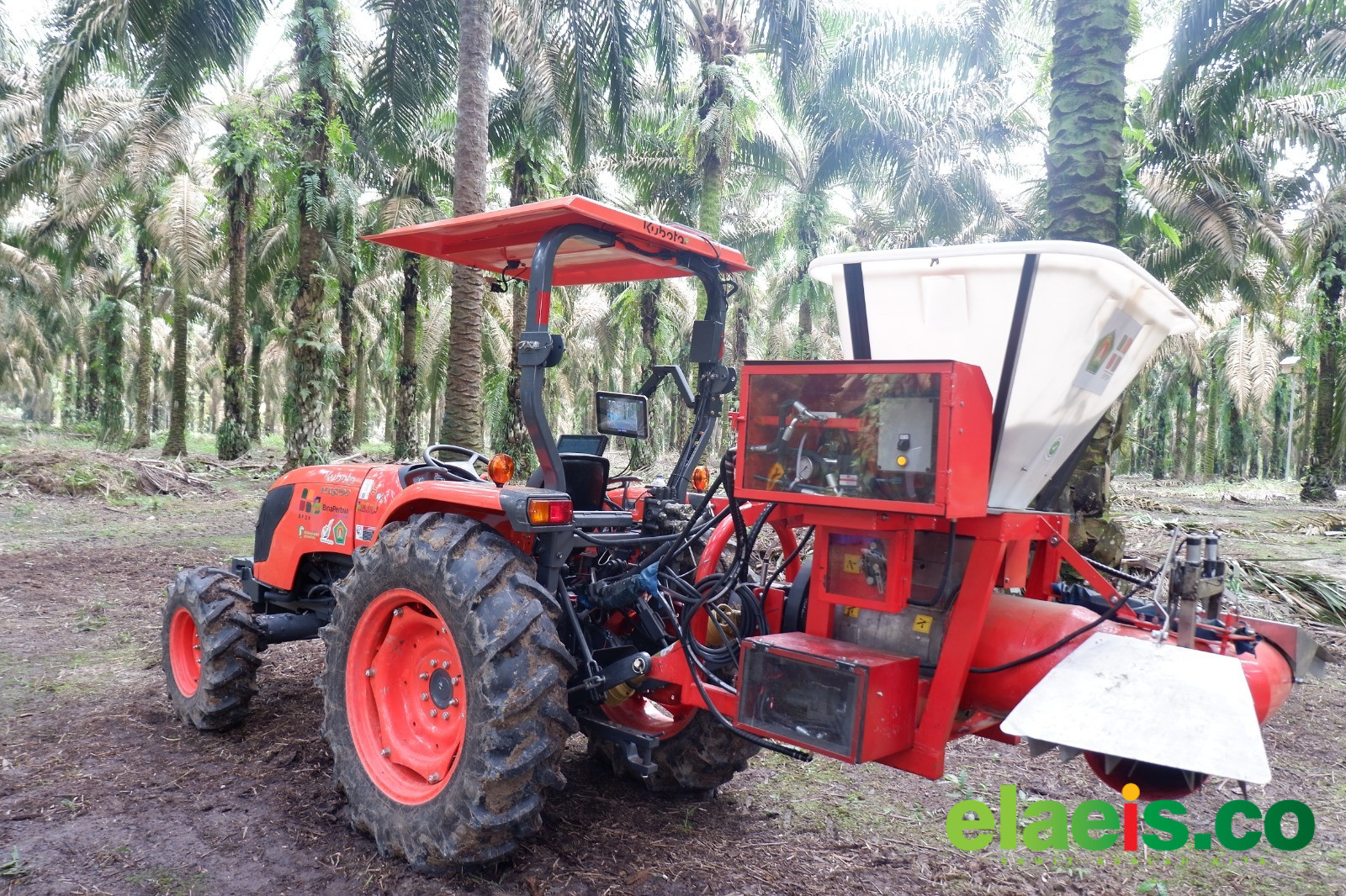 INSTIPER dan PT BGA Kembangkan Traktor Pemupukan Sawit, Hematnya Bikin Petani Tersenyum - Peluncuran ini dilaksanakan di kebun Bumitama Gunajaya Agro (BGA Group) Region 3, Kotawaringin Timur, Kalimantan Tengah (Kalteng) pada Sabtu (25/4).