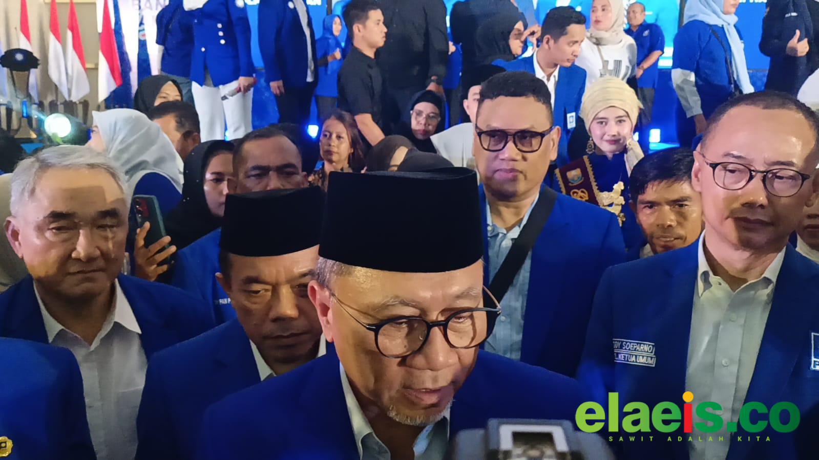 Menko Bidang Pangan: Swasembada Pangan "Harga Mati" Untuk Kedaulatan Bangsa - Zulkifli Hasan menegaskan swasembada pangan sebagai prioritas nasional demi kedaulatan dan kesejahteraan rakyat, usai melantik pengurus PAN se-Provinsi Jambi.