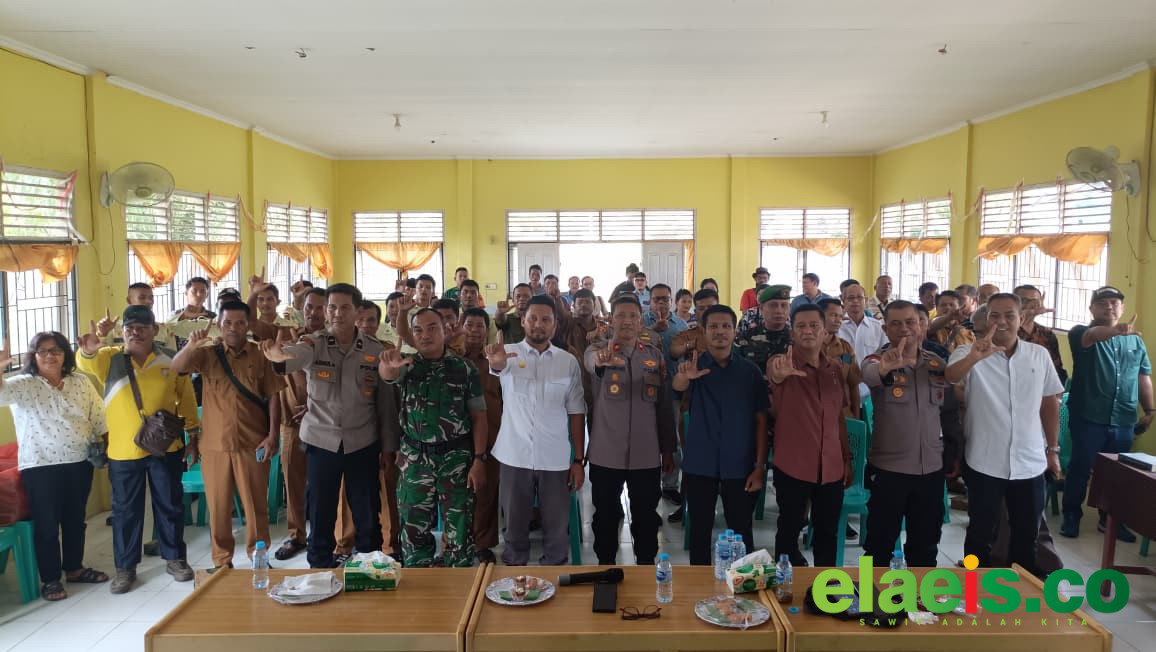 PTPN IV Gandeng TNI-Polri serta Masyarakat Perangi Narkoba dan Pencurian Sawit di Kampar - PTPN IV PalmCo melalui entitasnya di Riau, PTPN IV Regional III memperkuat sinergi bersama aparat kepolisian, TNI, pemerintah daerah, serta masyarakat dalam upaya memerangi penyalahgunaan narkoba dan