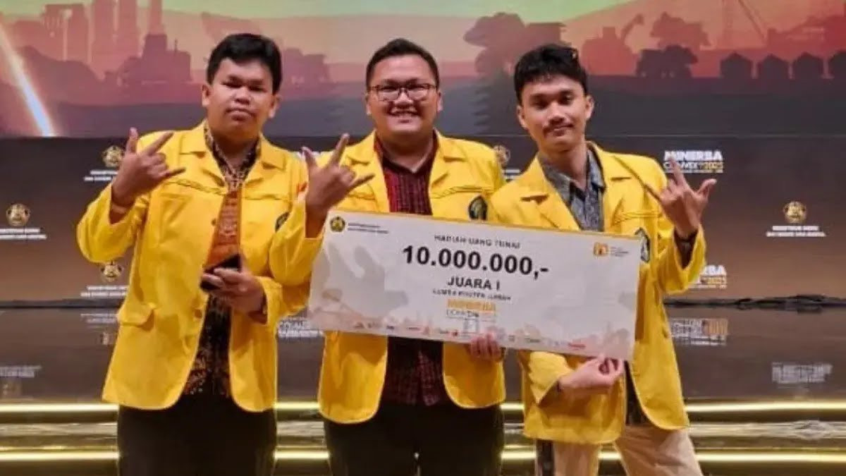 Temuan Mengejutkan UI: Limbah Sawit Ternyata Bisa Jadi Logam Langka Dunia - Mahasiswa UI mengungkap inovasi mengejutkan dimana limbah sawit dan bauksit diubah menjadi skandium, logam langka bernilai tinggi dunia.
