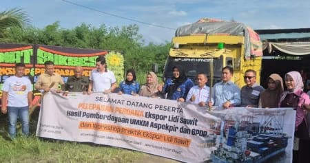 7 Koperasi Sapu Bersih Cuan dari Ekspor 28 Ton Lidi Sawit ke China - Setidaknya ada 7 koperasi sawit raih cuan dari ekspor 28 ton lidi sawit ke China. Limbah perkebunan ini menjadi komoditas bernilai tinggi dan dorong ekonomi petani.