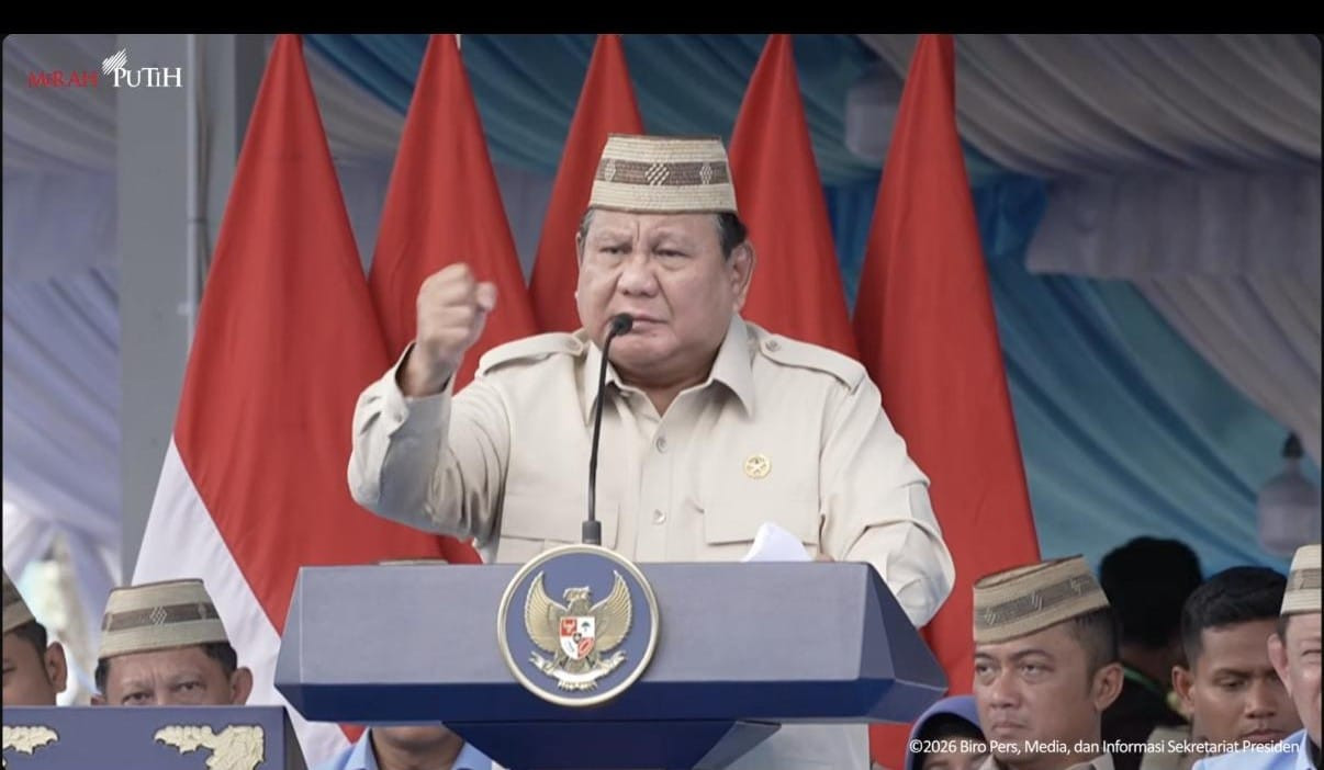 Di PENAS XVII Gorontalo, Presiden Prabowo Kirim Sinyal Kuat: Swasembada Pangan Tak Bisa Ditawar! - Presiden Prabowo hadir di PENAS XVII Gorontalo dan menegaskan swasembada pangan tak bisa ditawar demi memperkuat ketahanan pangan nasional.