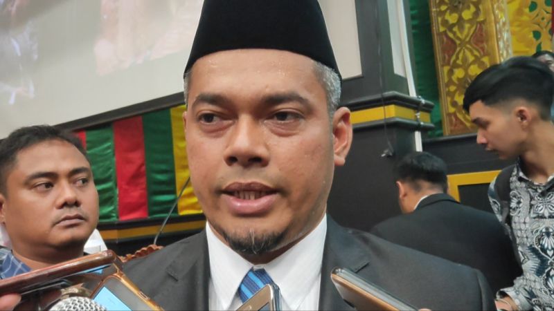 Ketua DPRD Pekanbaru Mau Dipecat Oleh Badan Kehormatan